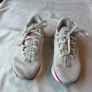 Women’s Nike Motiva’ Walking Shoes in the Pale Ivory colorway